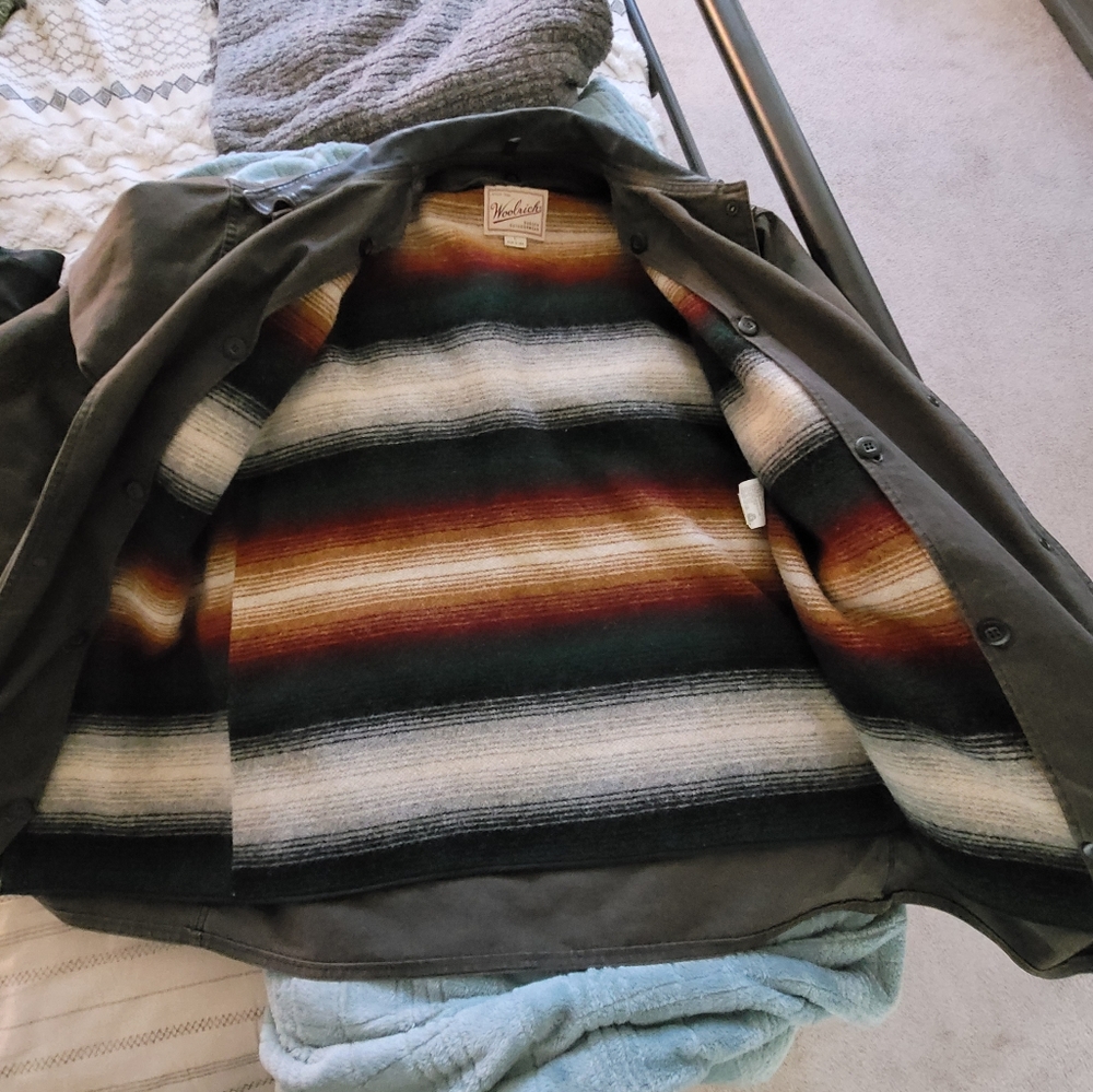 Jacket - Picture 5 of 10